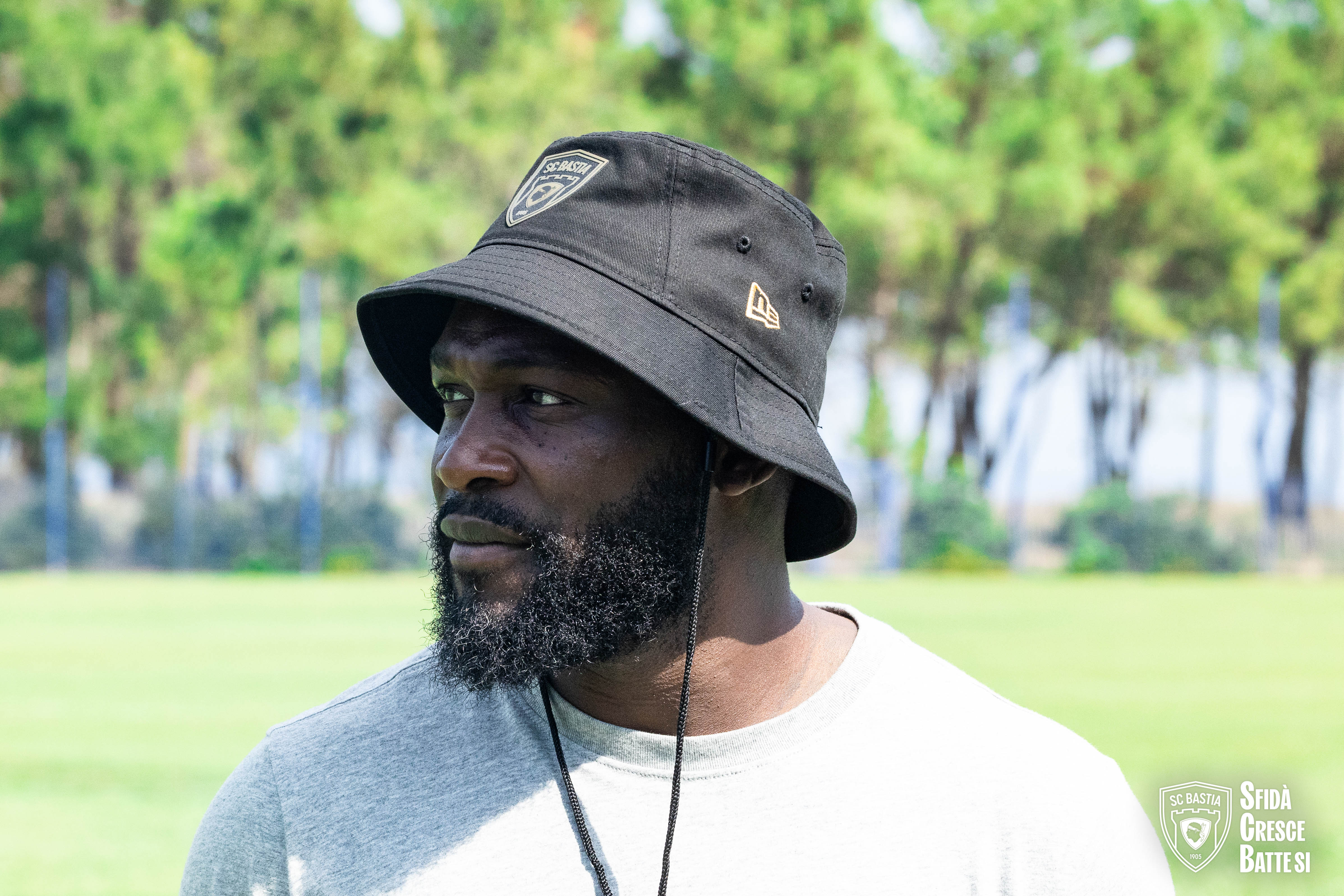 BOB New Era -BUCKET - Noir